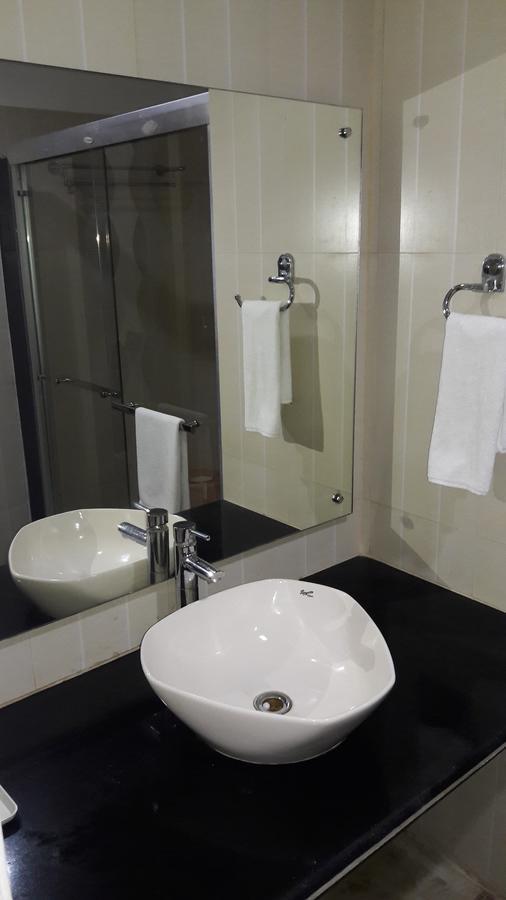 Отель Aroma Residency Tinsukia Экстерьер фото