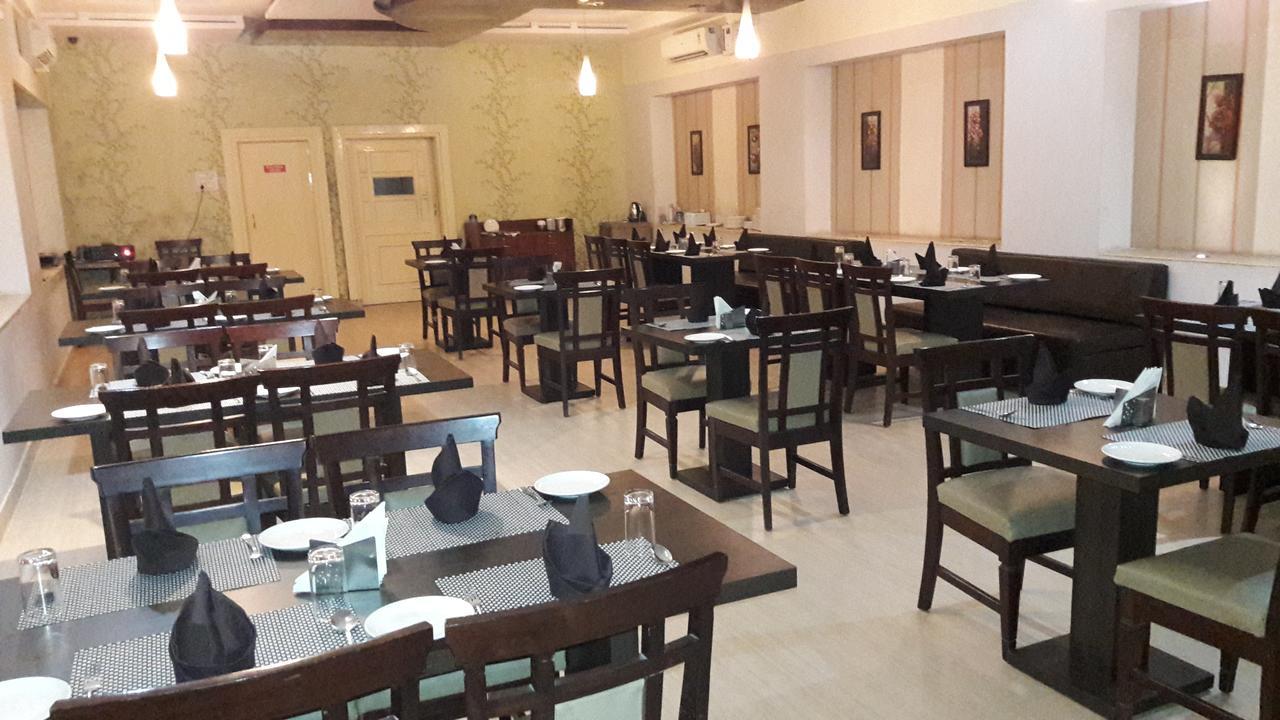 Отель Aroma Residency Tinsukia Экстерьер фото